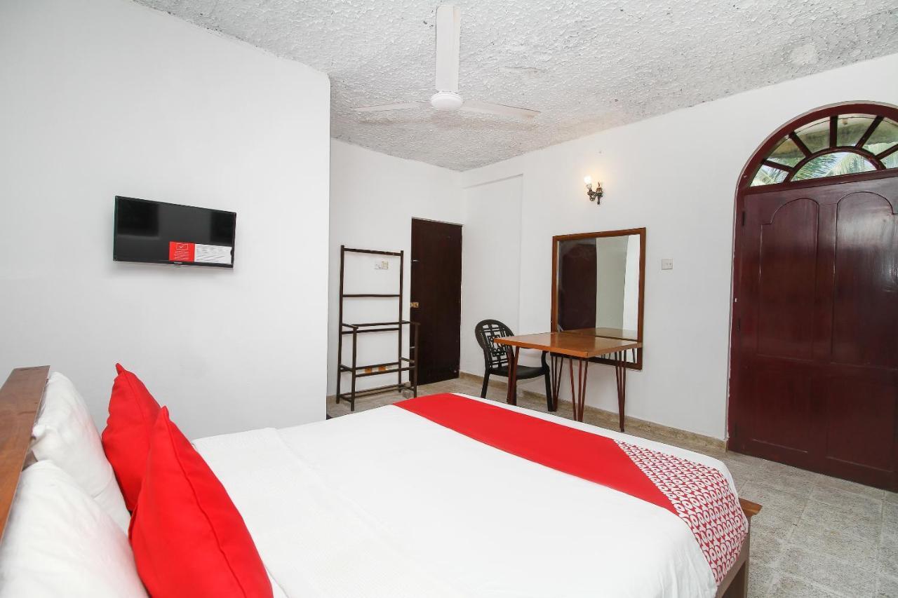 Oyo 459 Barasti Beach Resort Kalutara Exterior foto